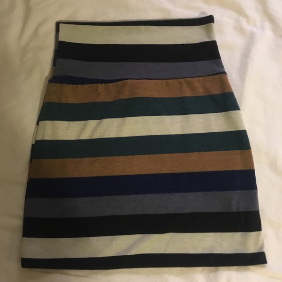 SWELL Striped Bodycon Mini Skirt - Picture 2 of 3